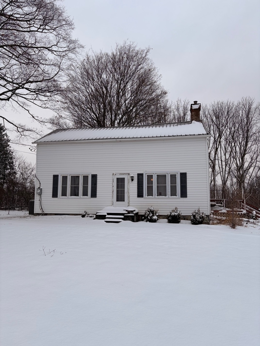 Building Photo - 2644 E Sherman Hollow Rd