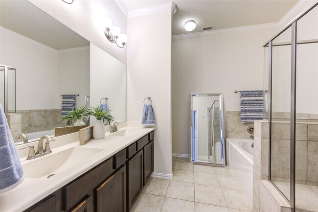 Building Photo - 3418 Auburn Creek Cir