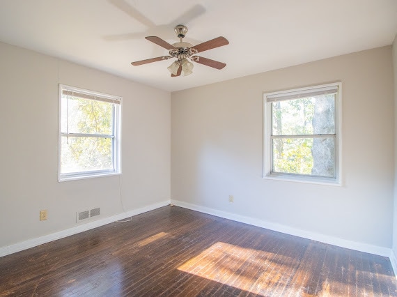 Building Photo - 9877 Redcliff Rd