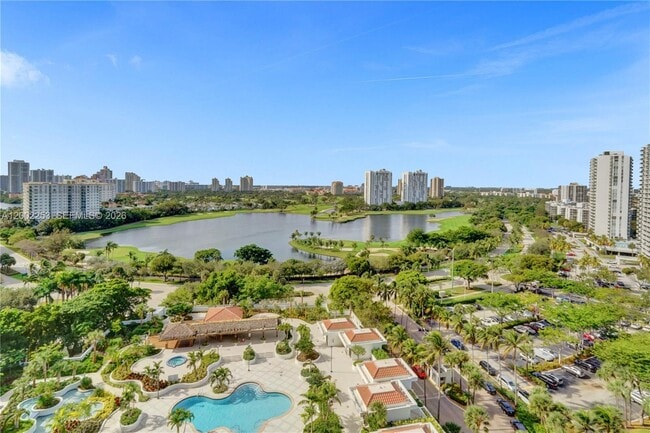 Building Photo - 20281 E Country Club Dr