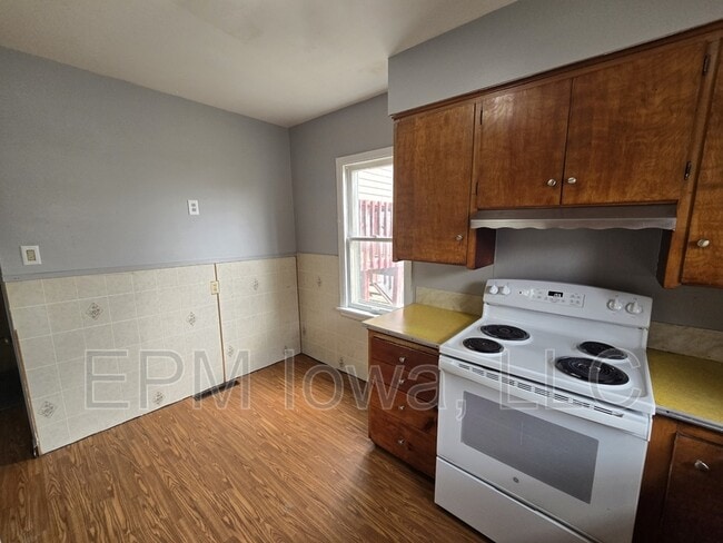 Building Photo - 216 Courtland St