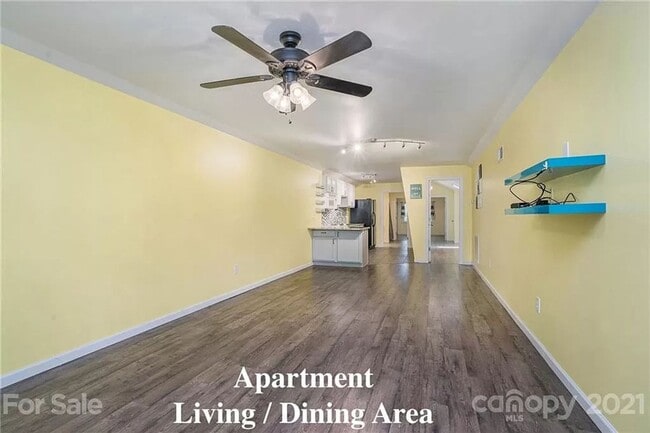 Building Photo - 3121 Mocking Bird Ln