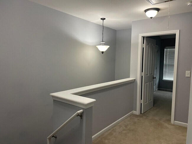 Building Photo - 331 Intrepid Ct
