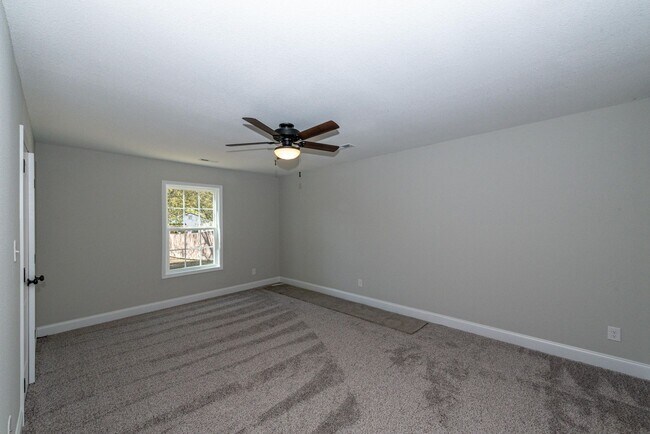 Building Photo - Maryville 37804 - Brand new 3 bedroom, 2 b...