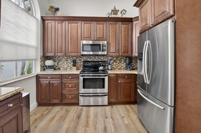 Building Photo - 2500 NW 66th Dr