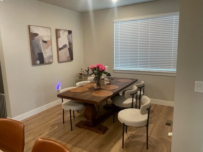 Building Photo - 6025 Denys Dr.