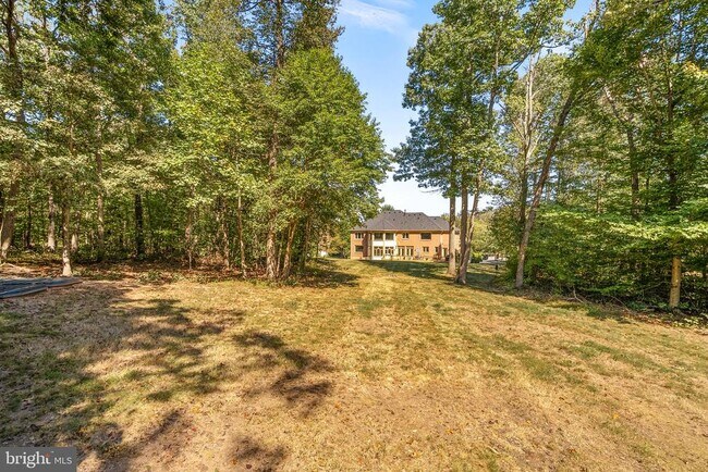 Building Photo - 20589 Myers Pl