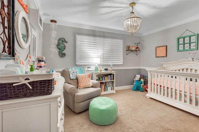 Building Photo - 952 Fairway Dr