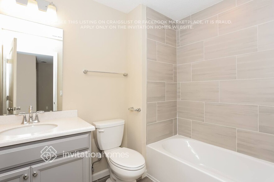 Building Photo - 13268 Shore Grass Dr