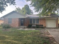 Building Photo - 2938 Healey Dr