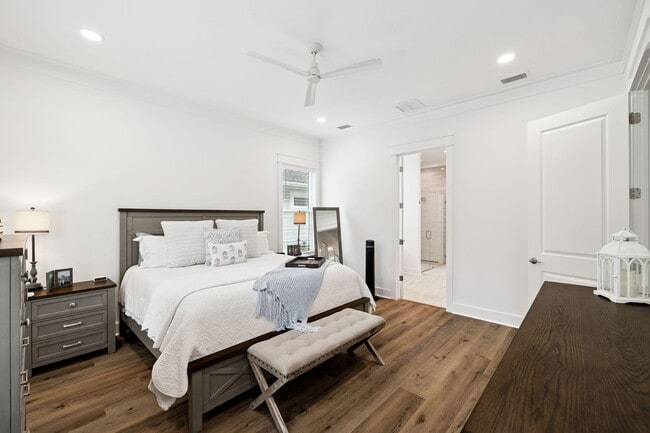 Building Photo - 143 Pollard Cv E