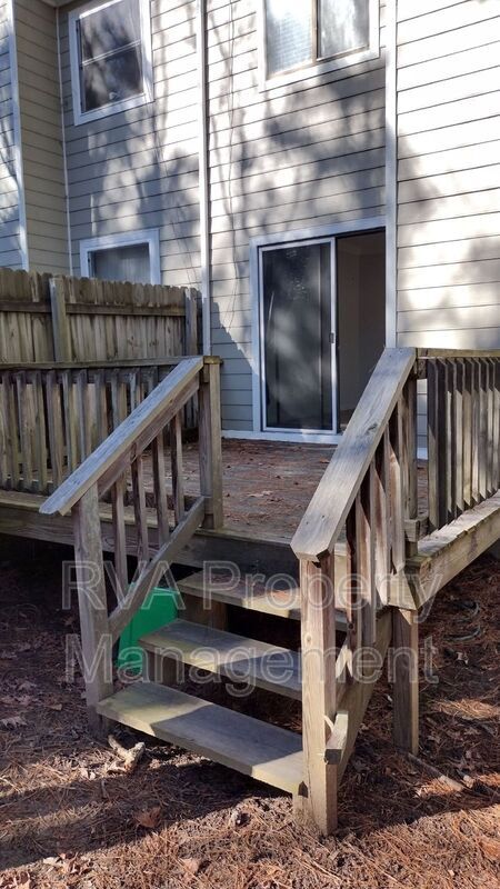 Building Photo - 1983 Airy Cir