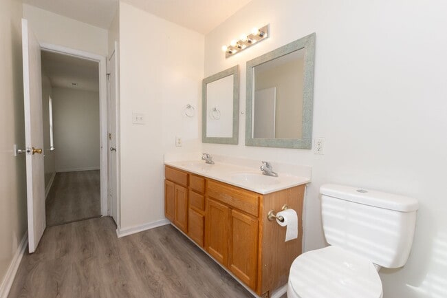 Building Photo - Great home in Hubert