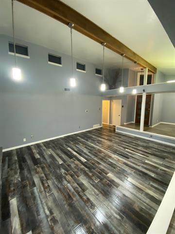 Building Photo - 12218 Treeview Ln