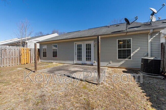 Building Photo - 5179 Aruba Cir