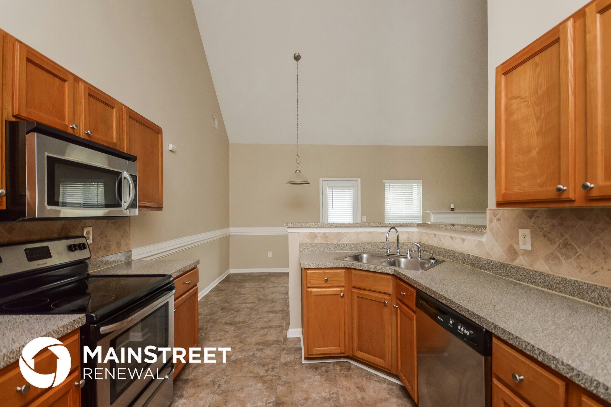 Building Photo - 485 Trousseau Ln