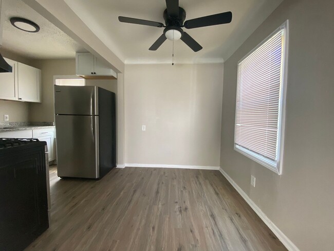 Building Photo - Renovated 3-Bedroom Home – We Welcome Sect...