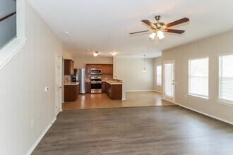 Building Photo - 5608 Kleberg Trail