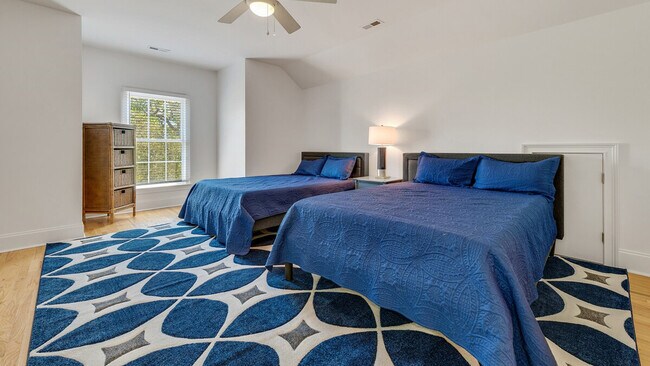 Building Photo - 94 Ballyhoo St