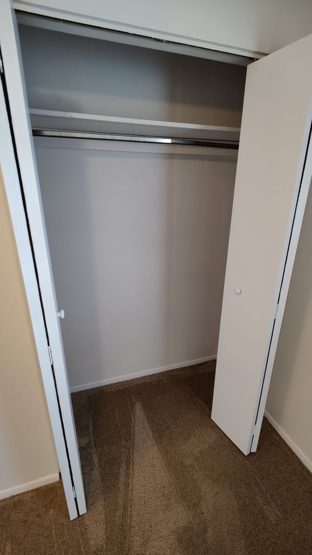 Building Photo - *Recently Updated 2BD/1.5BA Single Family Home Available for Rent in Mt Washington*