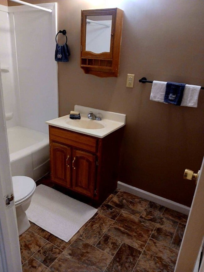 Building Photo - 321 Grant St