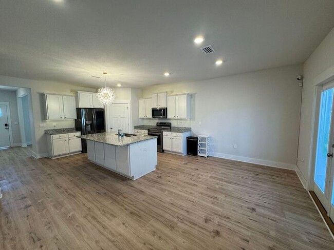 Building Photo - Gulf Breeze - Sailfish Pointe - 5 bedroom,...