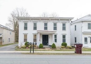 Building Photo - 466 NY-146