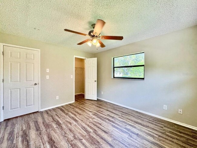Building Photo - 2414 San Luis Rd