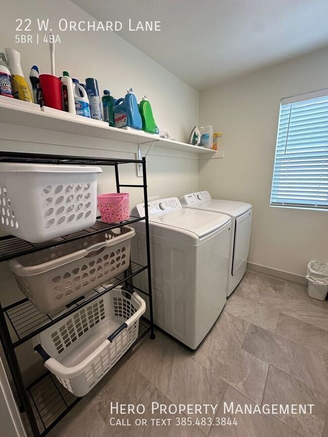 Building Photo - 22 W Orch Ln