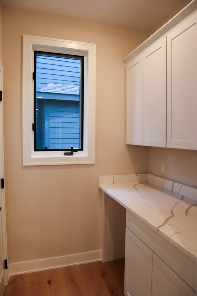 Building Photo - 54759 Camden Ct