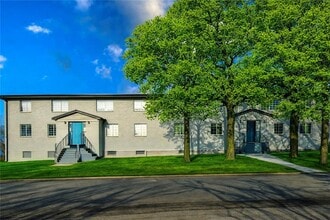 Building Photo - 2045 Alison Ct SW