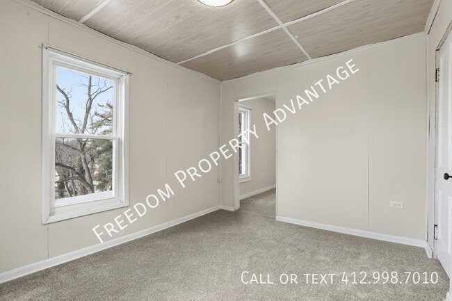 Building Photo - 57 Aylesworth Ave