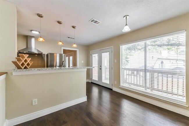 Building Photo - 3911 Cherry Forest Dr