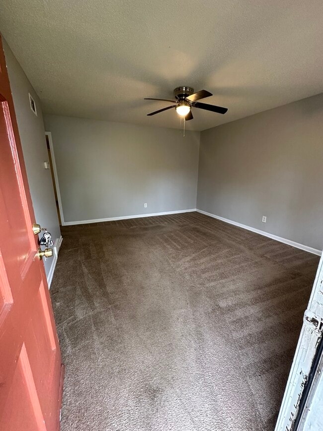 Building Photo - 4203 Kerwin Dr