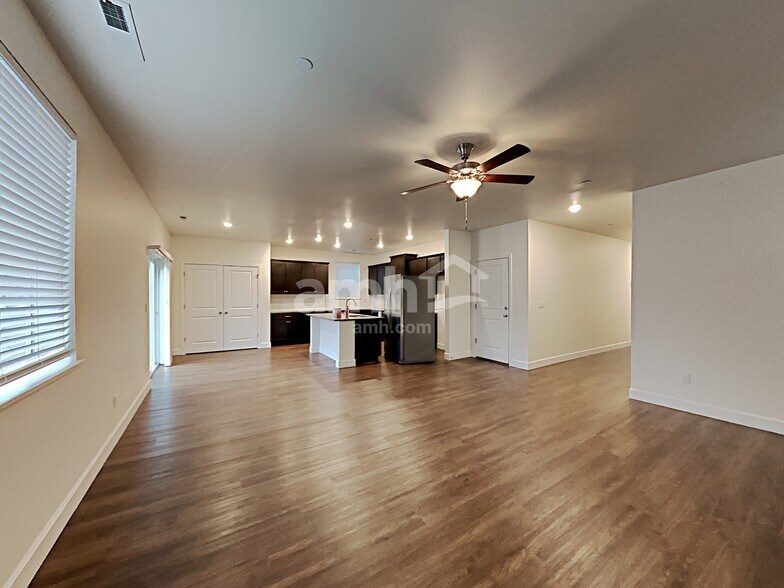 Building Photo - 10622 138th St Ct E