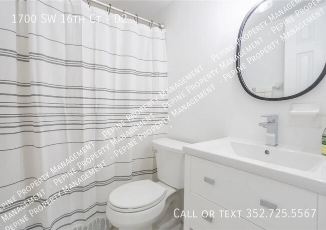 Building Photo - 1700 SW 16th Ct