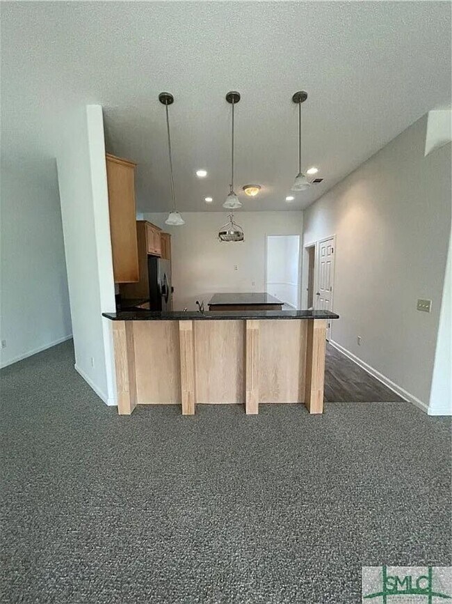 Building Photo - 568 Marshview Dr