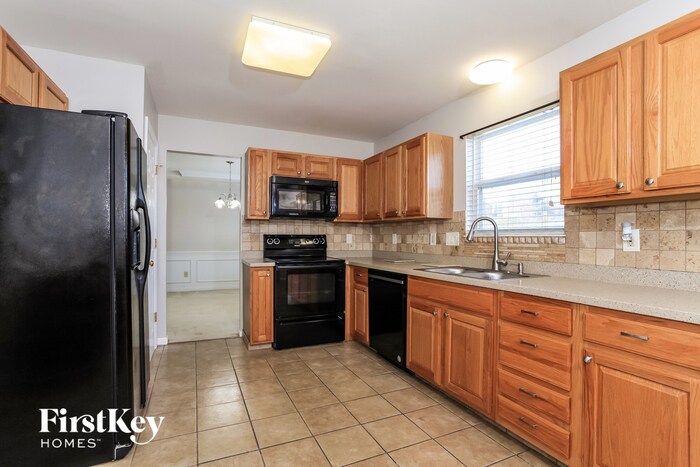 Building Photo - 5158 Grandin Ridge Dr