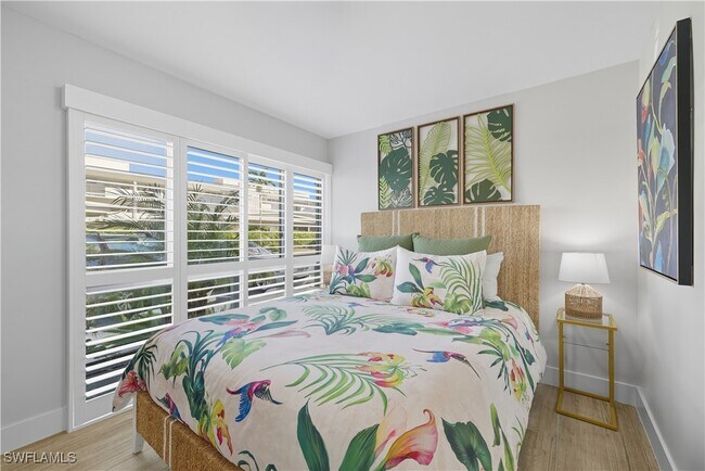 Building Photo - 609 12th Ave S