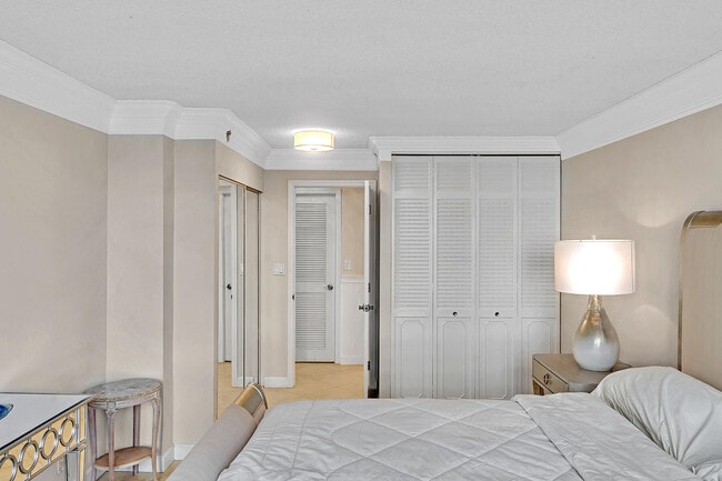 Building Photo - 3301 S Ocean Blvd