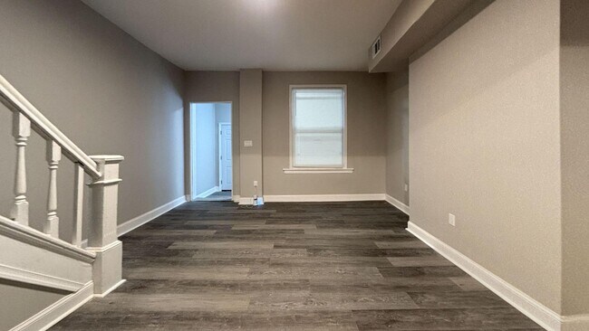 Building Photo - Bright 3BR with Sleek Vinyl Flooring & Modern Kitchen