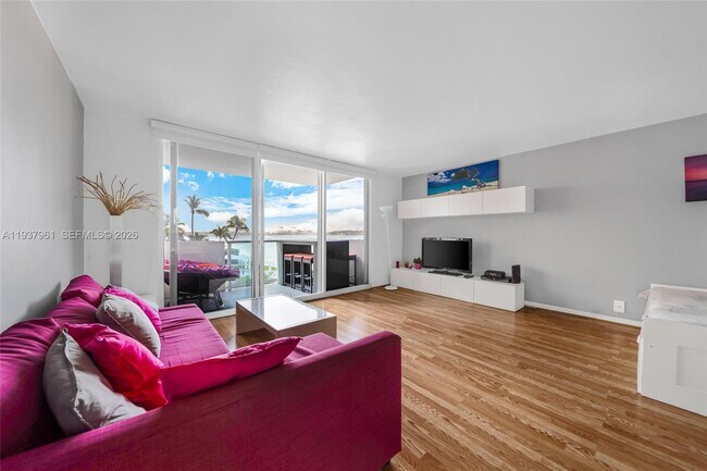 Building Photo - 1200 West Ave