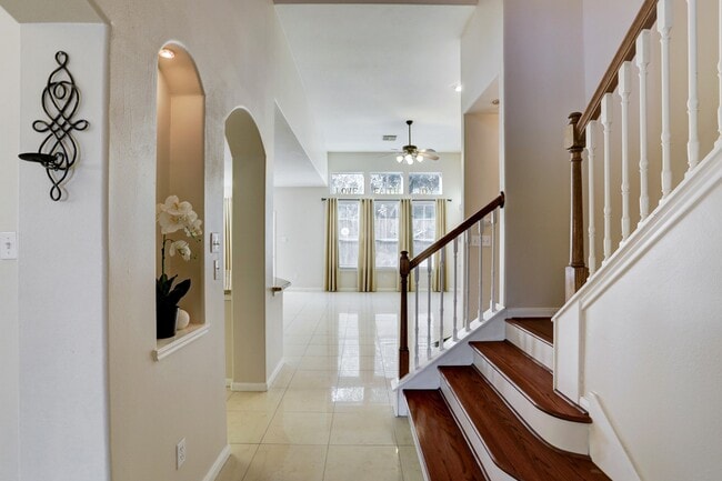 Building Photo - 16906 Bird Creek Dr
