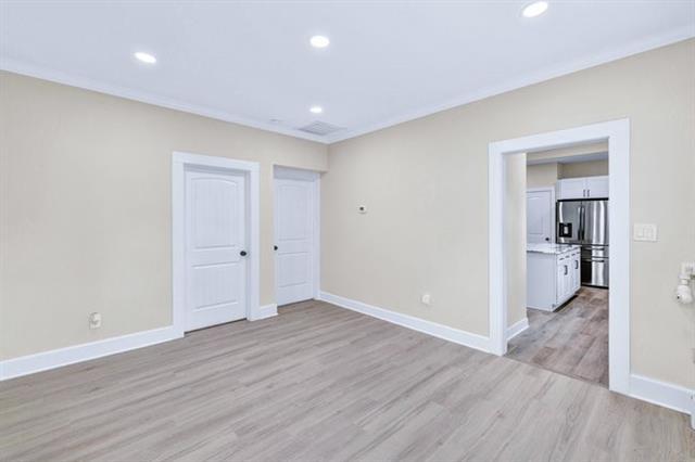 Building Photo - 1301 N Sylvania Ave