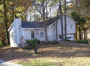 Building Photo - 3730 Silver Leaf Ct SW