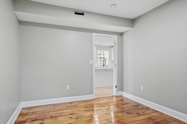 Building Photo - 79 Gage St