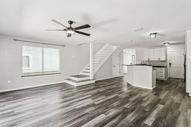 Building Photo - 6918 Sea Turtle Cir