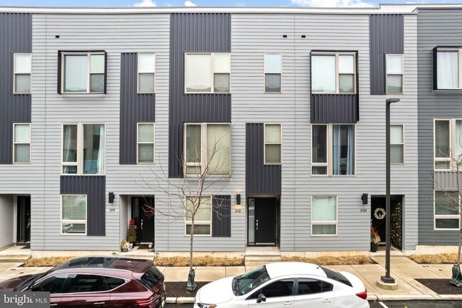 Building Photo - 3121 Beachview Ln