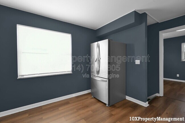 Building Photo - 455 S Napoleon Ave