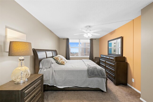 Building Photo - 201 N Ocean Blvd